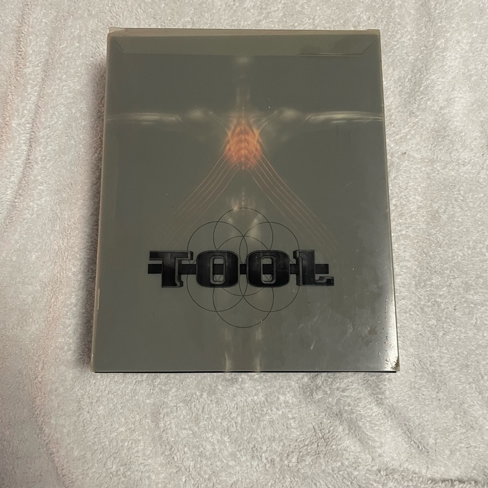 Tool Salival limited edition collectors item box set (2000) VHS/CD Missing CD